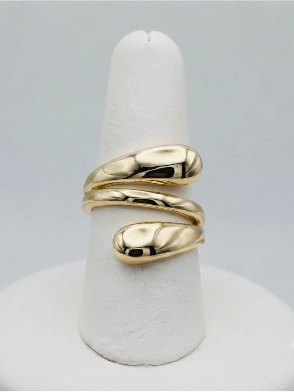 Modern Gold Sculpted Wave Ring for Women